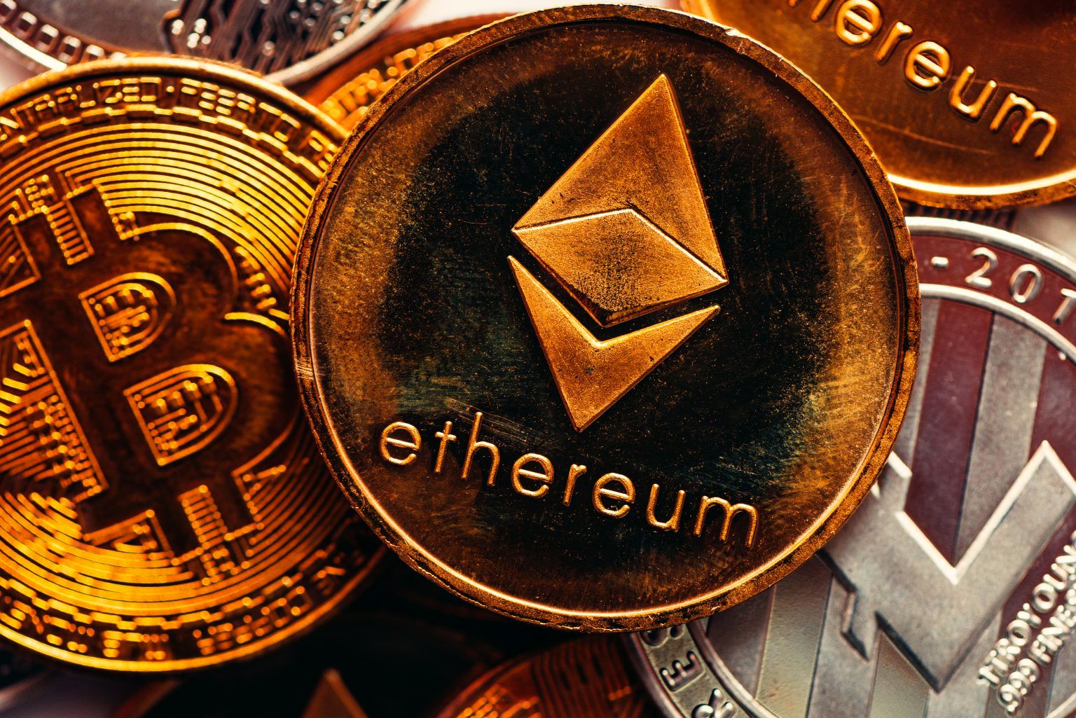اتريوم آماده جهش تا 5200 دلار